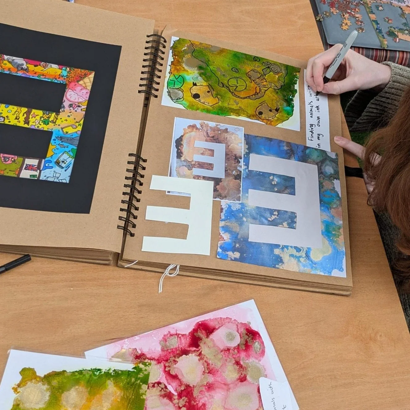 Working with ink impressions at our Gatehouse Farm site, this young person has let the patterns of her own ink impressions inspire a stunning array of animals for her Arts Award. 

#ArtsAward
#CreativeLearning
#ArtInNature
#RuralEducation
#OutdoorLea