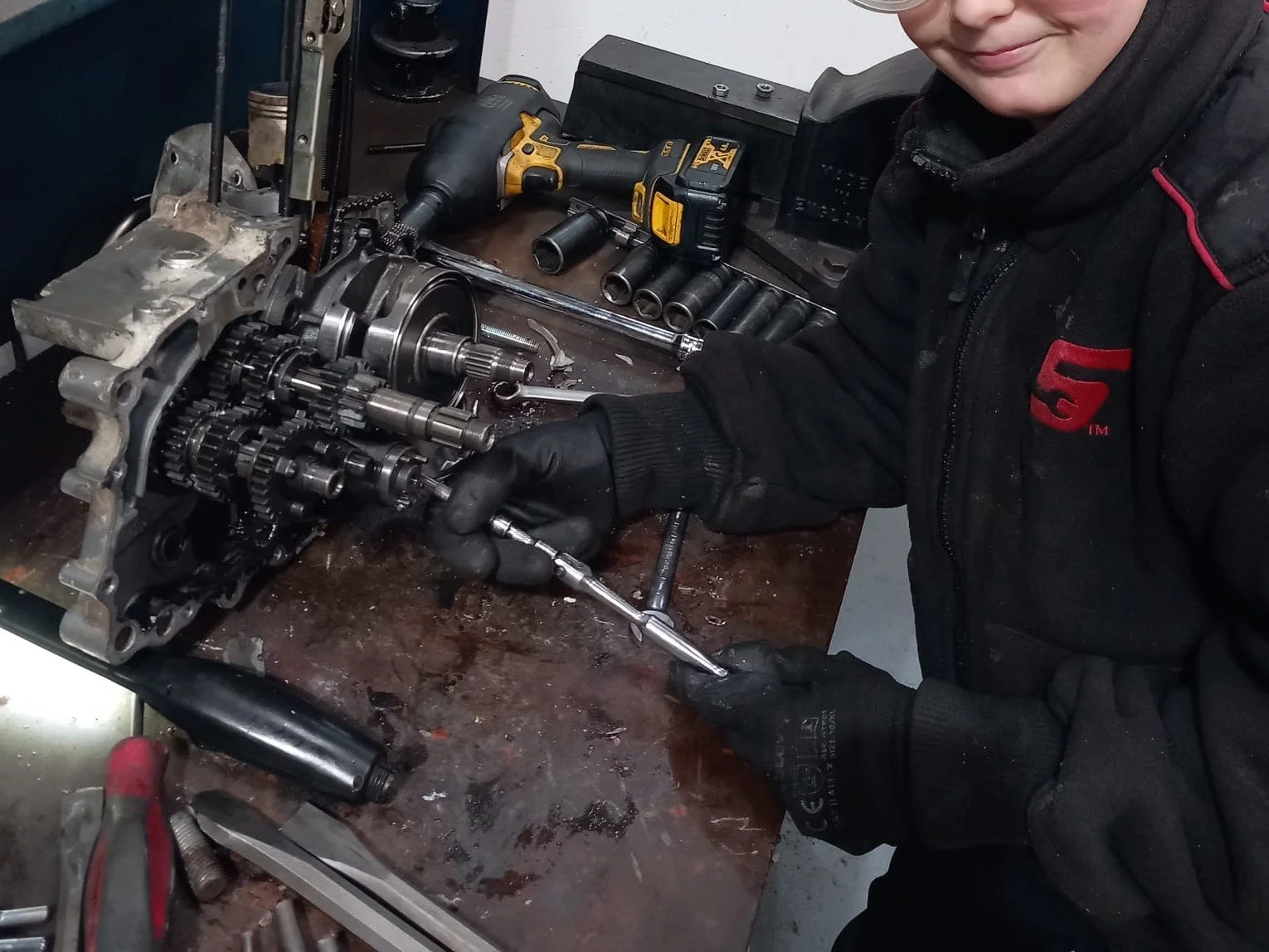 Dorset Wellbeing motor mechanics programme engine maintenance.jpeg