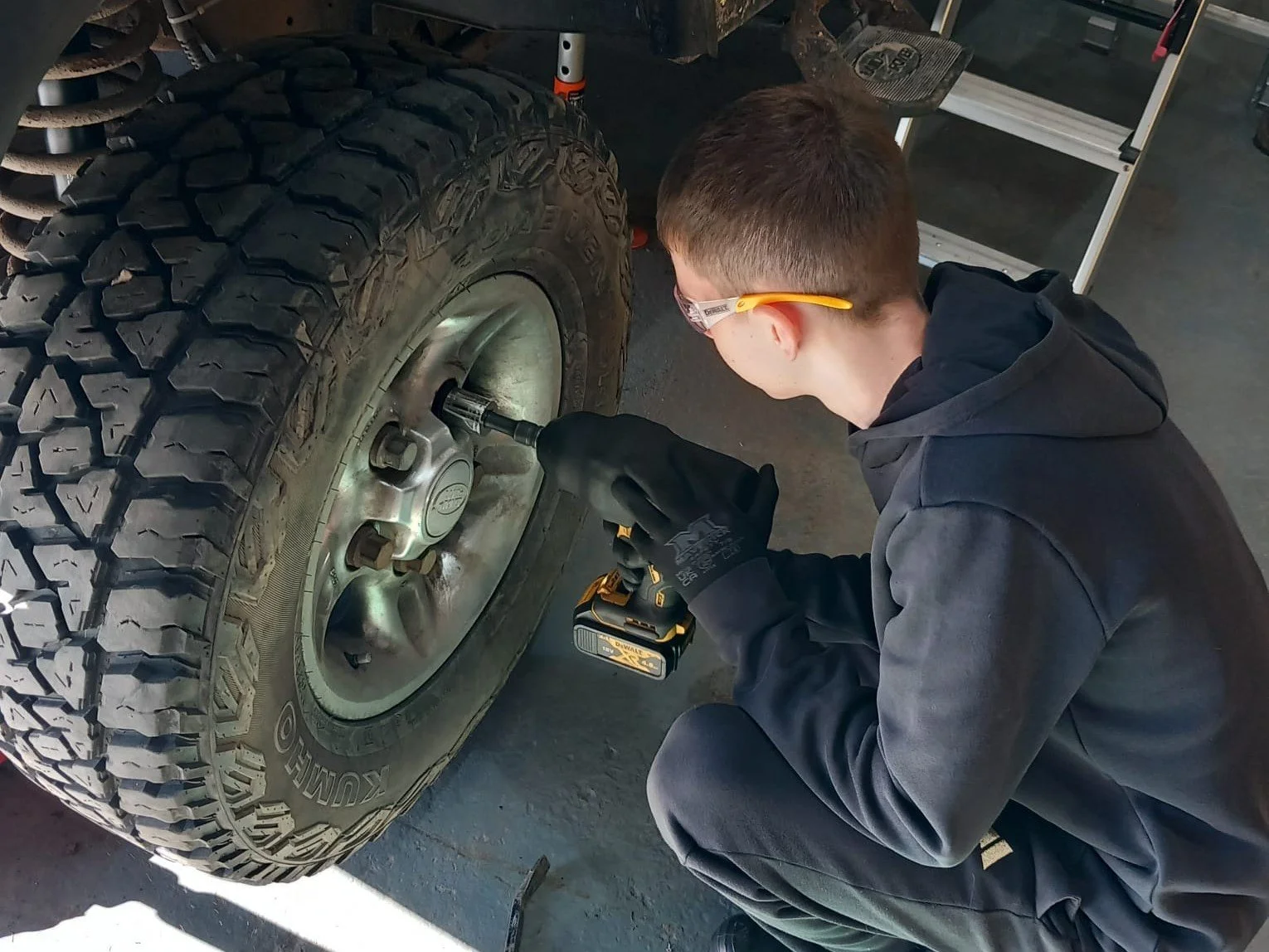 Dorset Wellbeing motor mechanics programme.jpeg