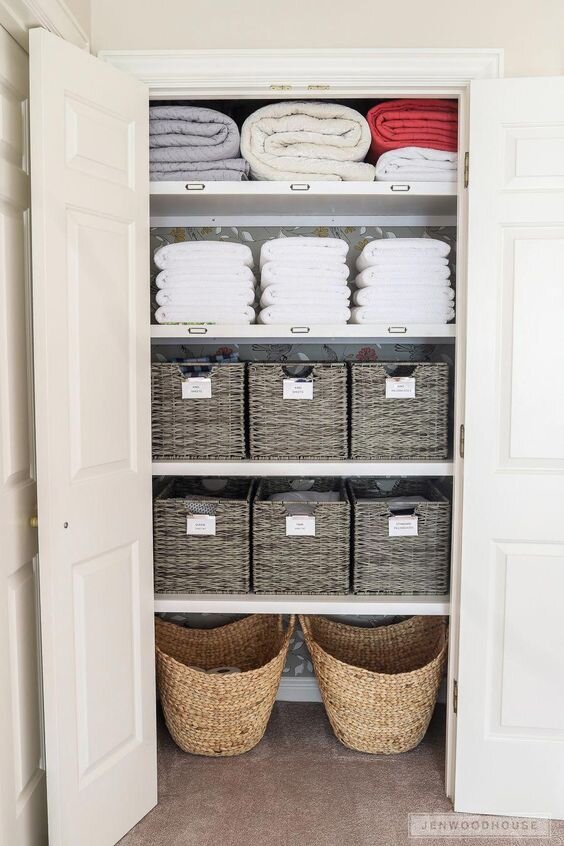 Closet organisation