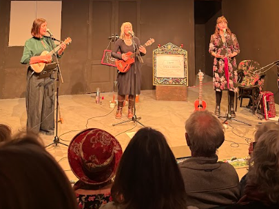 Three Idle Women perform at Islington Folk Club 