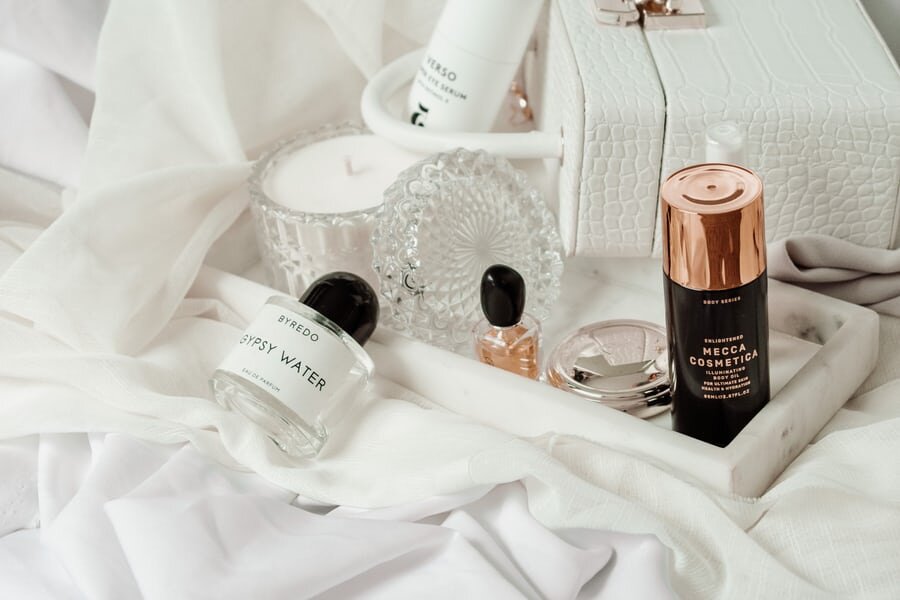 THE DEVIL’S DOZEN || Skincare Ingredients To Avoid