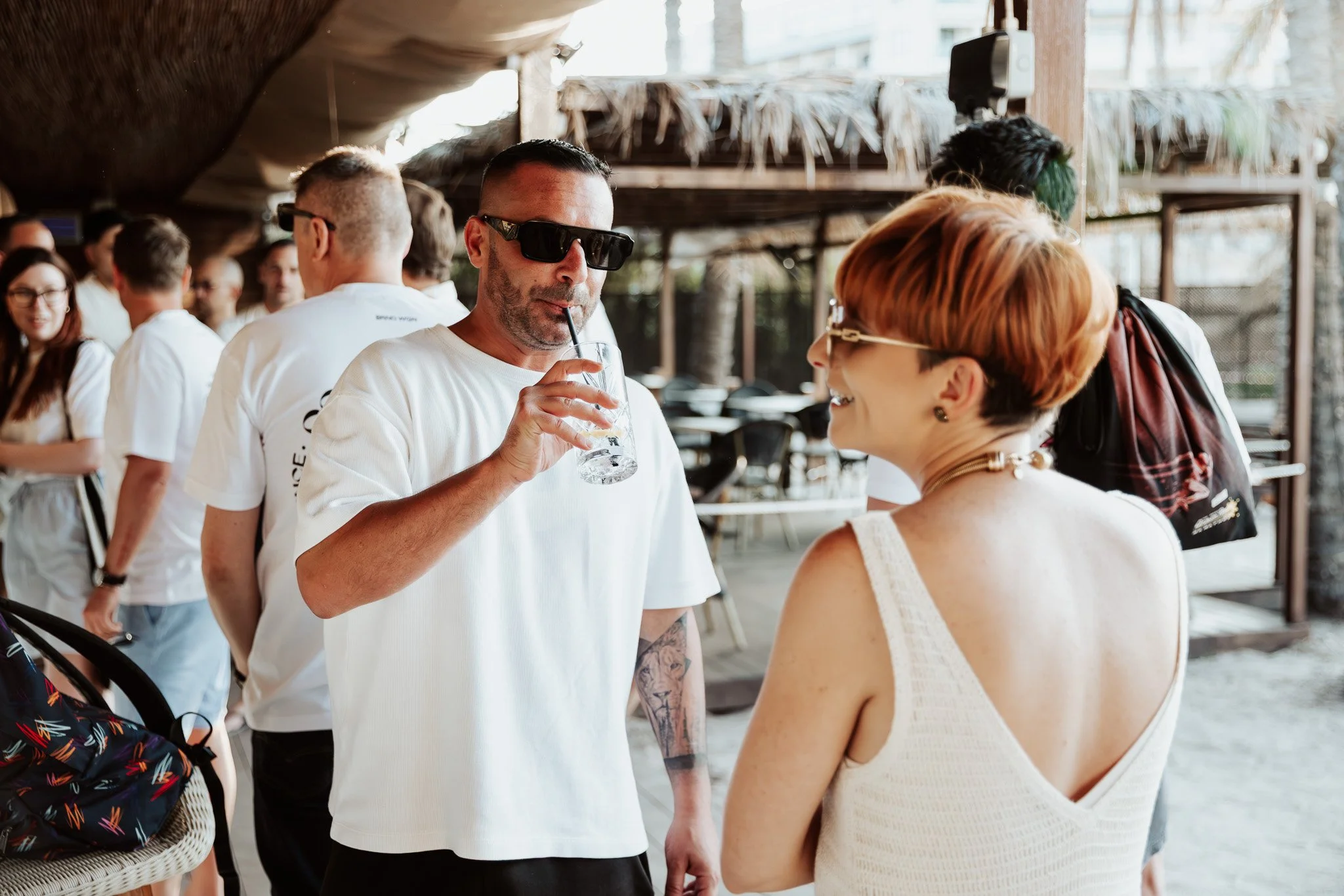 two people having a conversation, event photography.