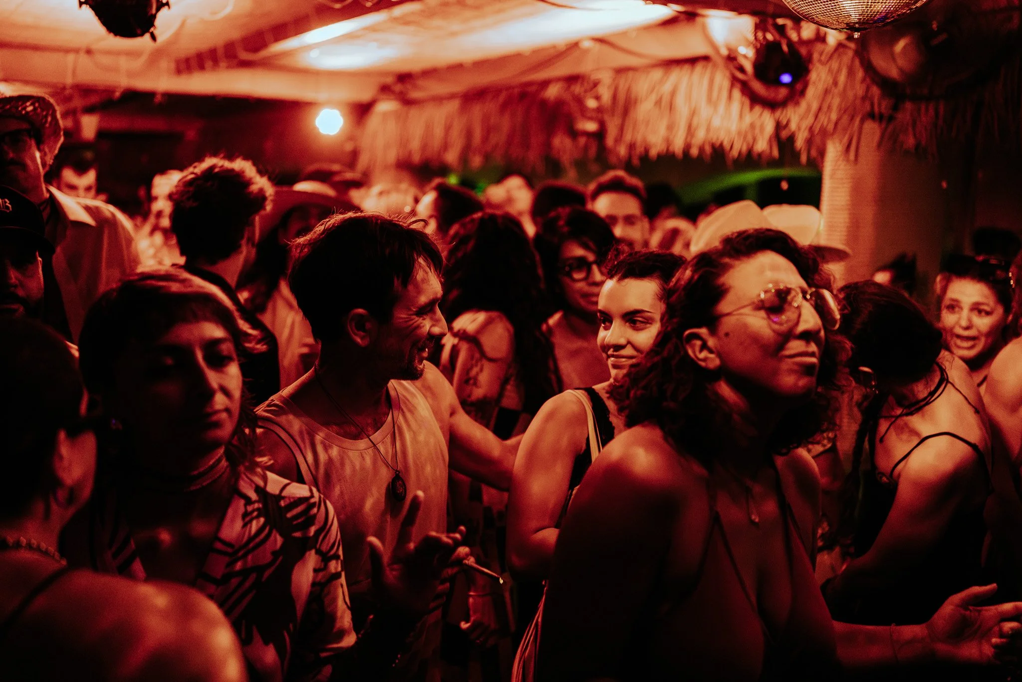 little-crush-party-nightlife-photography-14.jpg