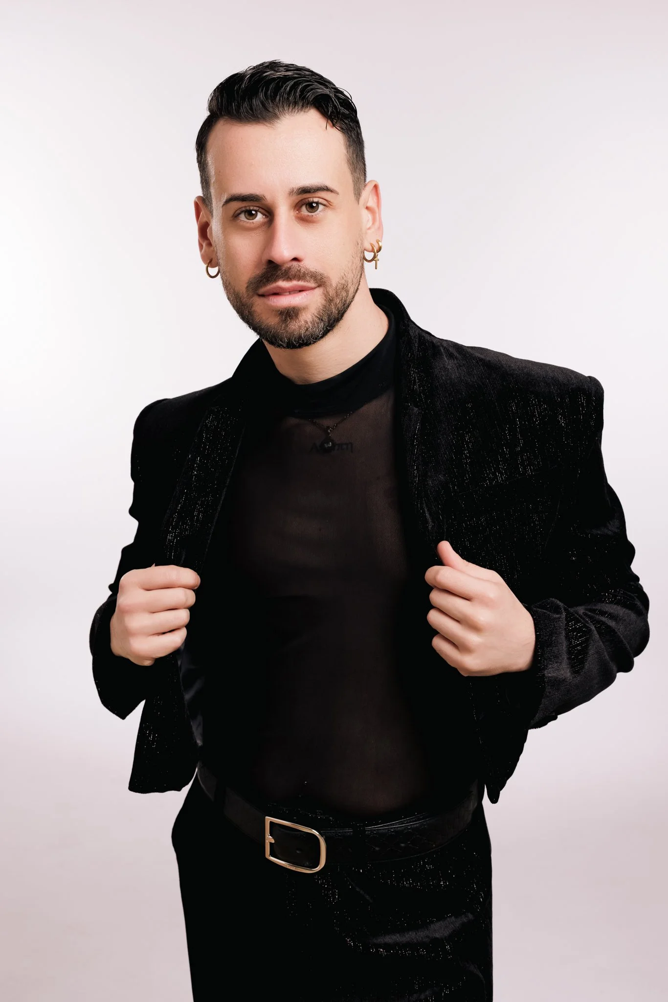 Headshots 12th Jan-639-Edit.jpg