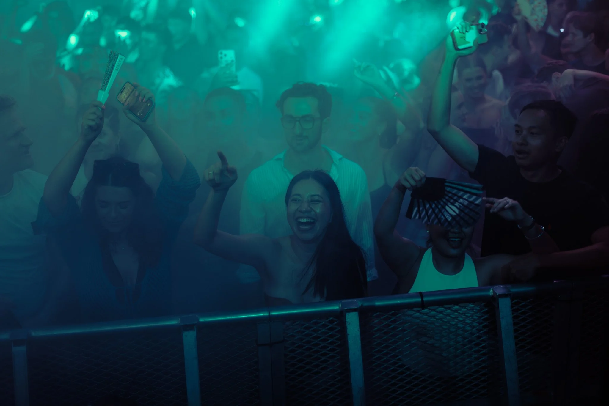 crowd-bbc-radio-1-dance-30.jpg