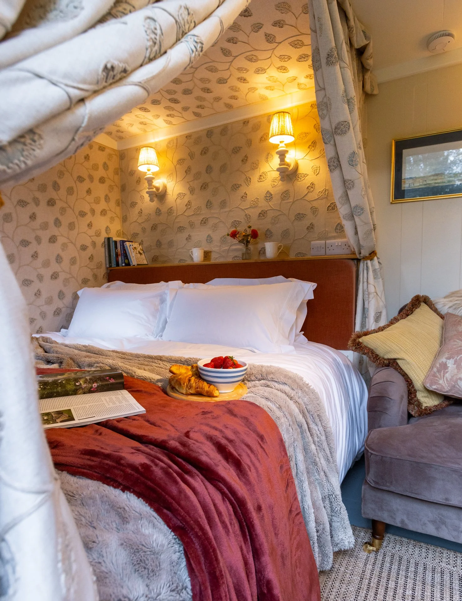 Superking bed with soft linens