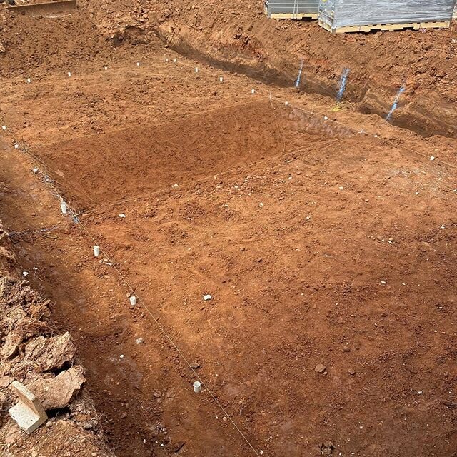 Trying something different with Chris Miller Pools! Small deep water area in the center! Stay Tuned!! #saintbuilders