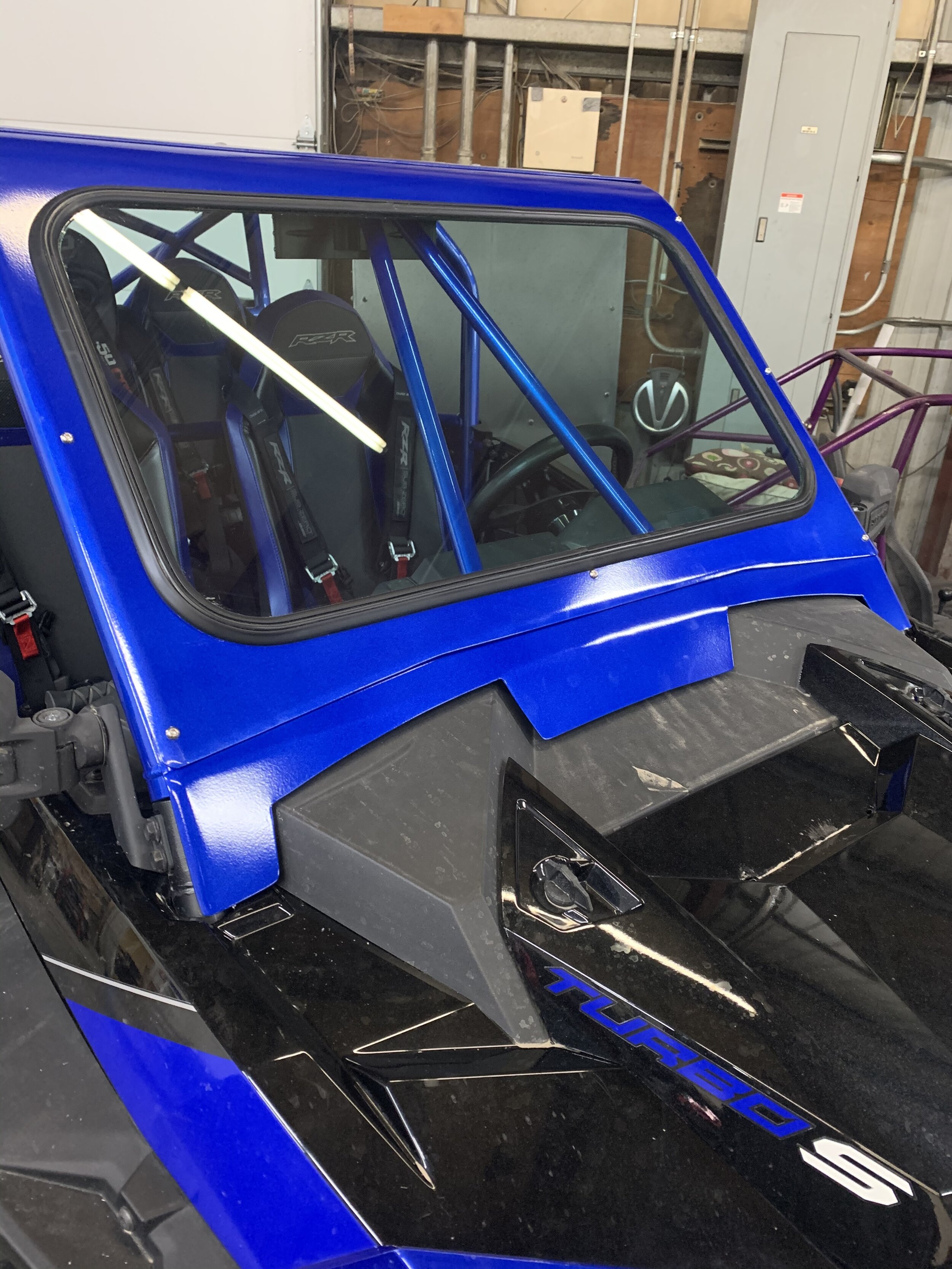 TURBO S WINDSHIELD W/ FILLER PIECE