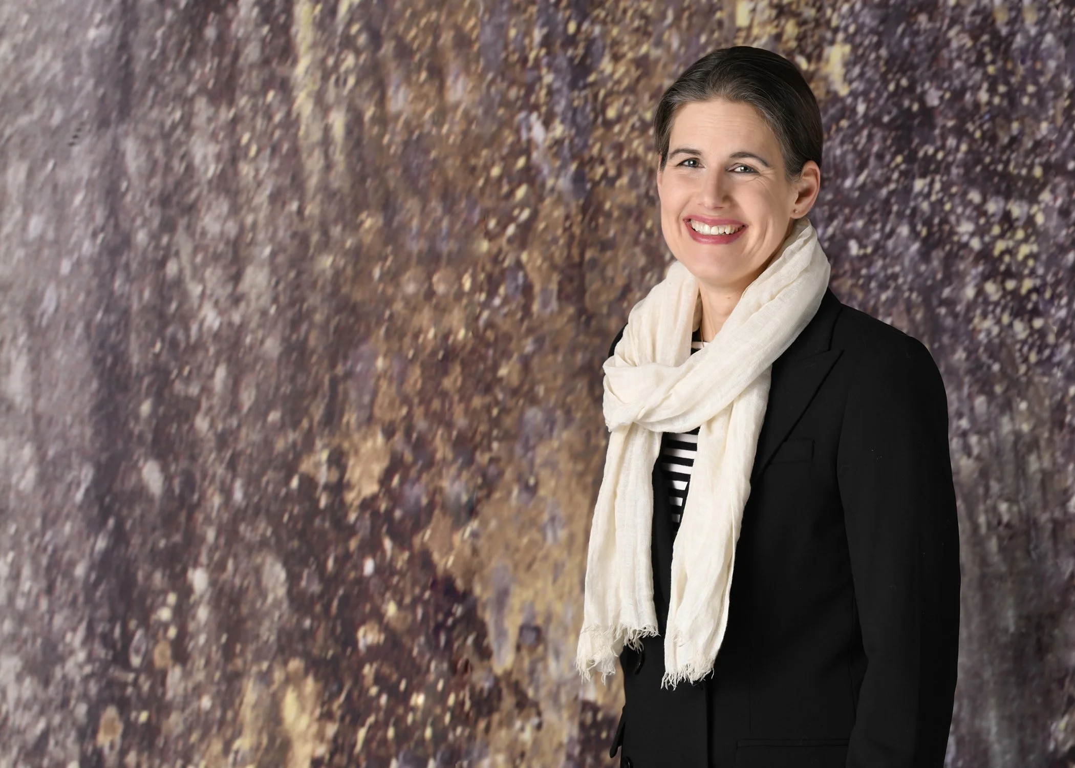 Menn, Yael 3088CpHRZNTL Retouched.jpg