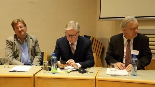 Plenary-Session-Panel.jpg