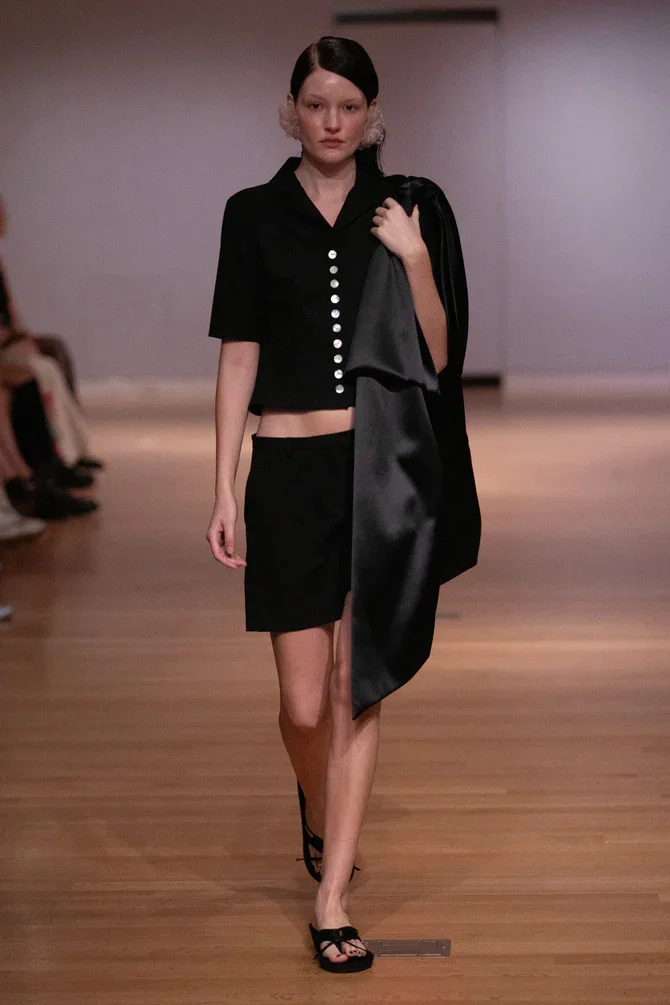 SandyLiang_Look19_64eaf8d0-830c-4917-b336-77e9d62000cf_670x.jpg.webp