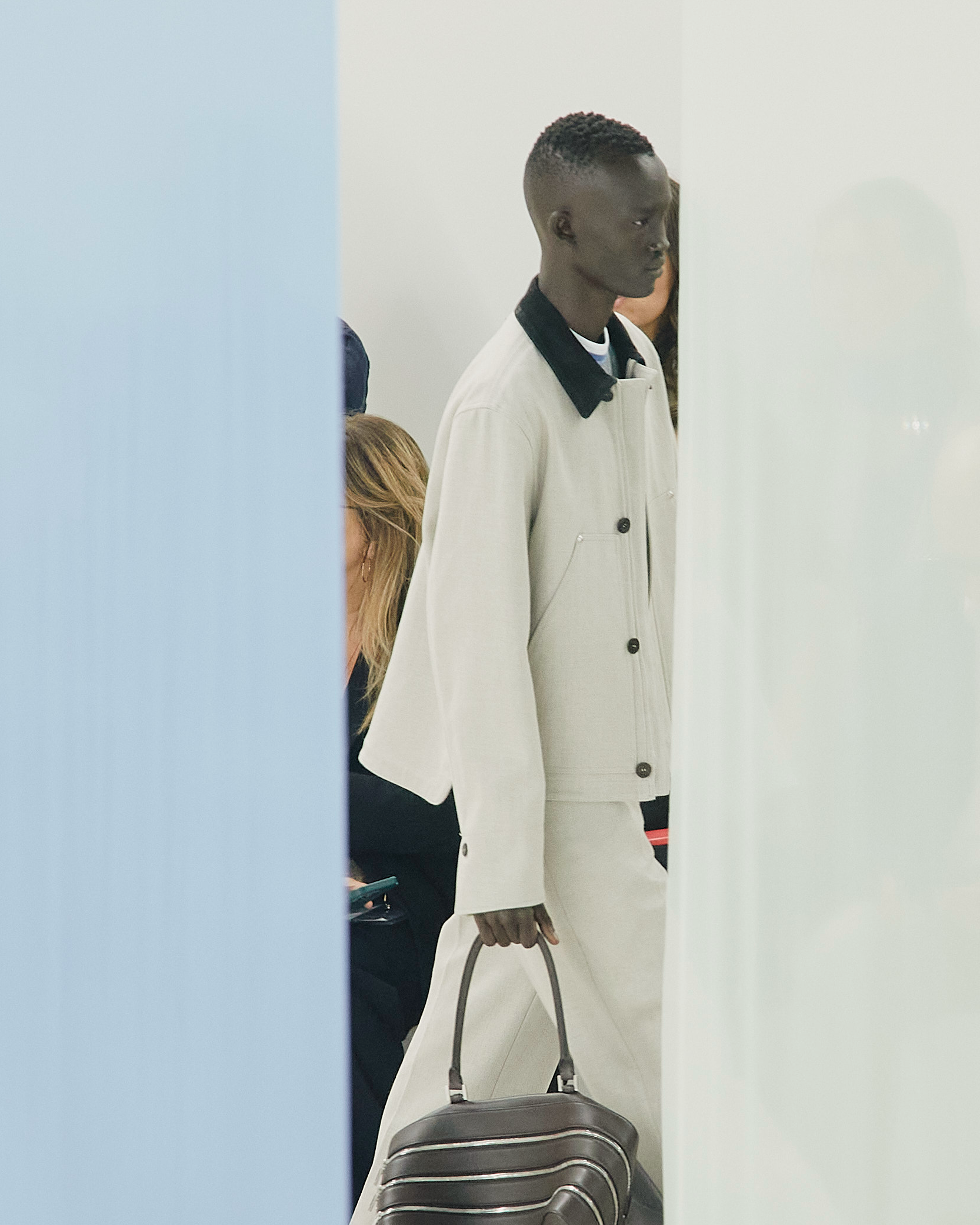 230923_JL_FERRAGAMO_SS24_SHOW_02_ABOVE_0581.png