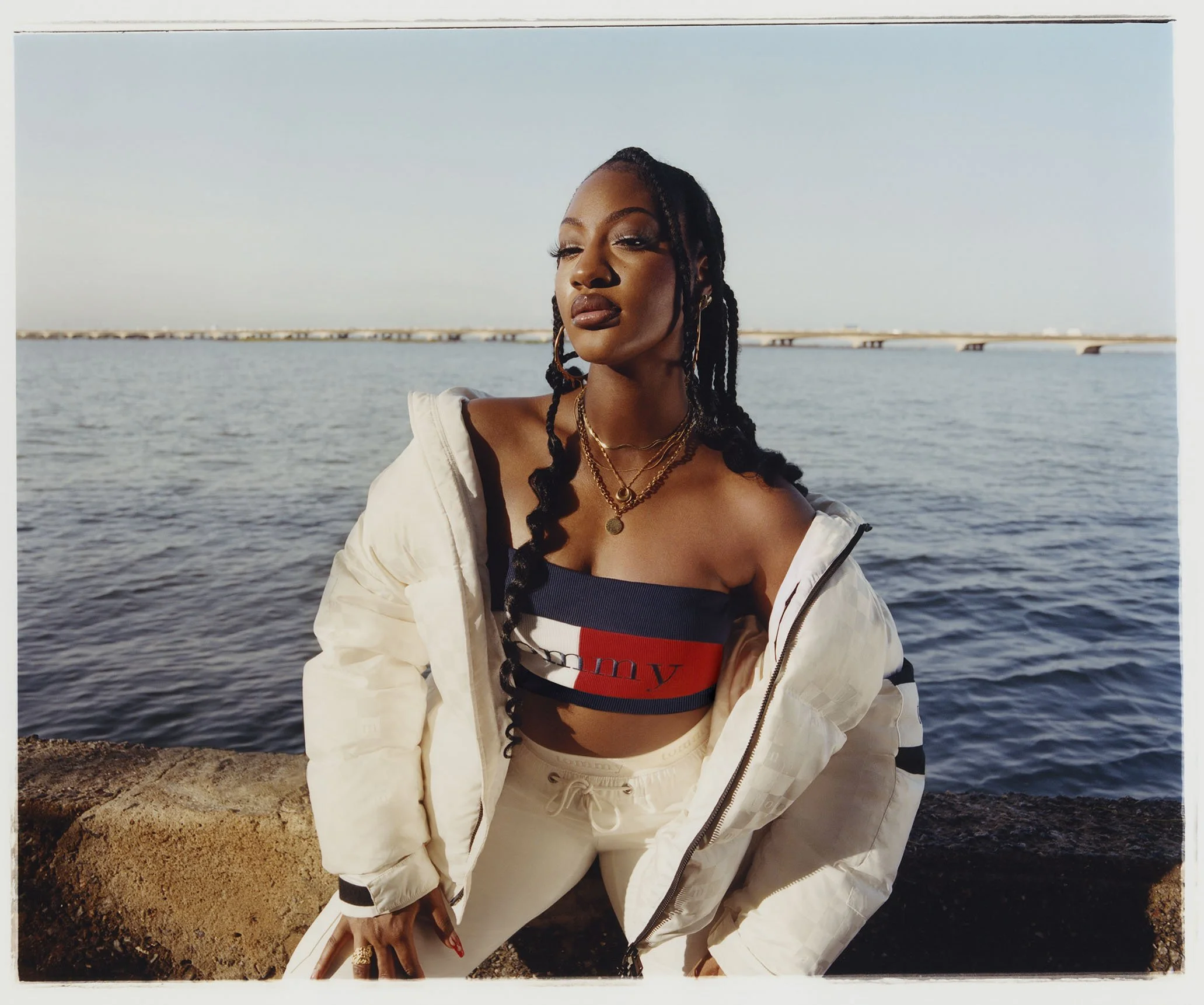 202209_TOMMYHILFIGER_JWOODS_MME_18.jpg