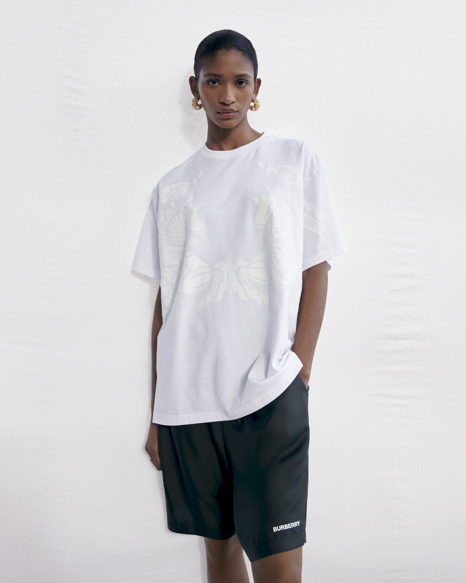 202309_BURBERRY_VHERKLOTZ_MME_04.jpg