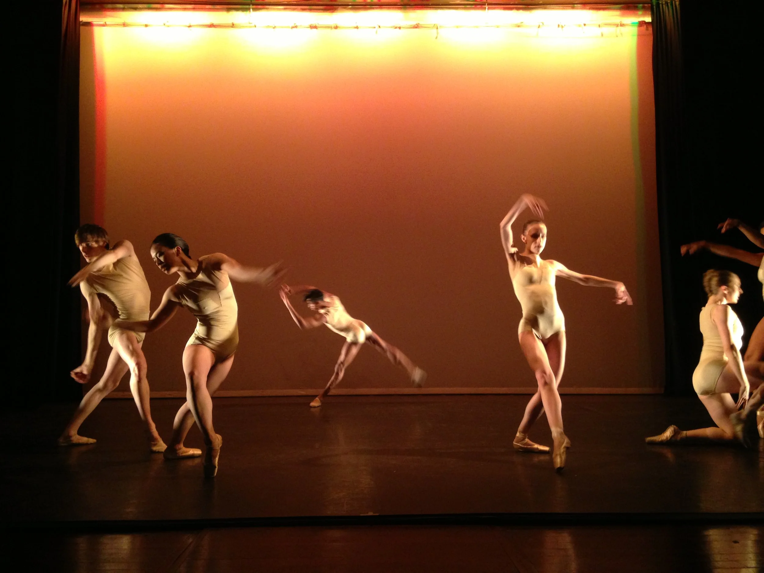  ”To the Edge” by Briar Adams of Hack Ballet, featuring Adams, Shardae-Rose Angel, Cherese Binedell, Akiyo Ishihashi, Thomas McCann, Kindall Payne, Arianna Pisano, Joshua Royal, Natasha Usmar 