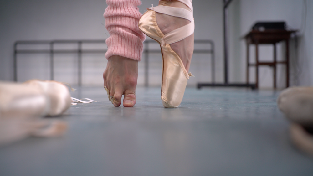  A video still taken from ”In Phases,” a lobby installation by CounterPointe’s first Philippine team, choreographer/dancer Tiffany Mangulabnan and video artist Madge Reyes 