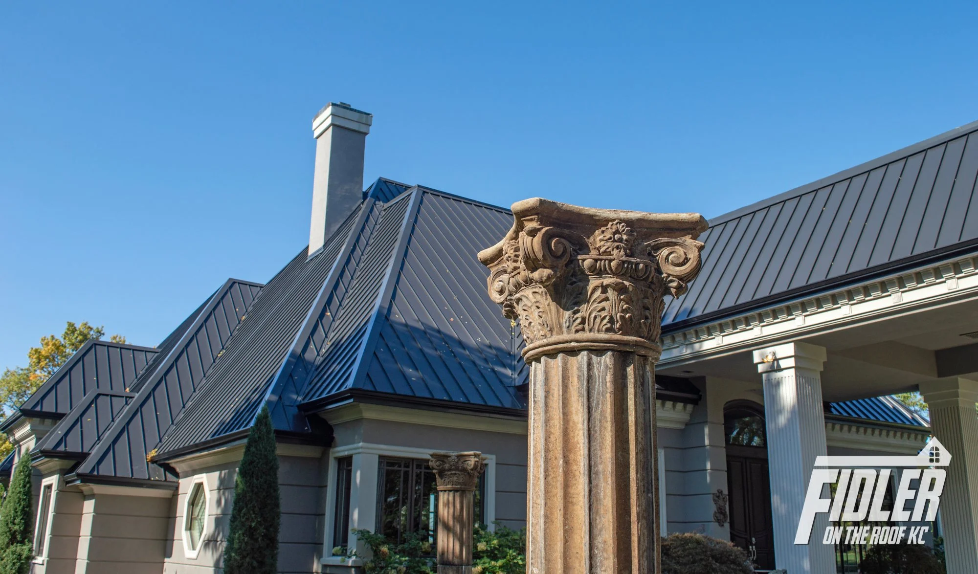 Fidler on the Roof KC installed a standing-seam metal roof on this South Kansas City home.