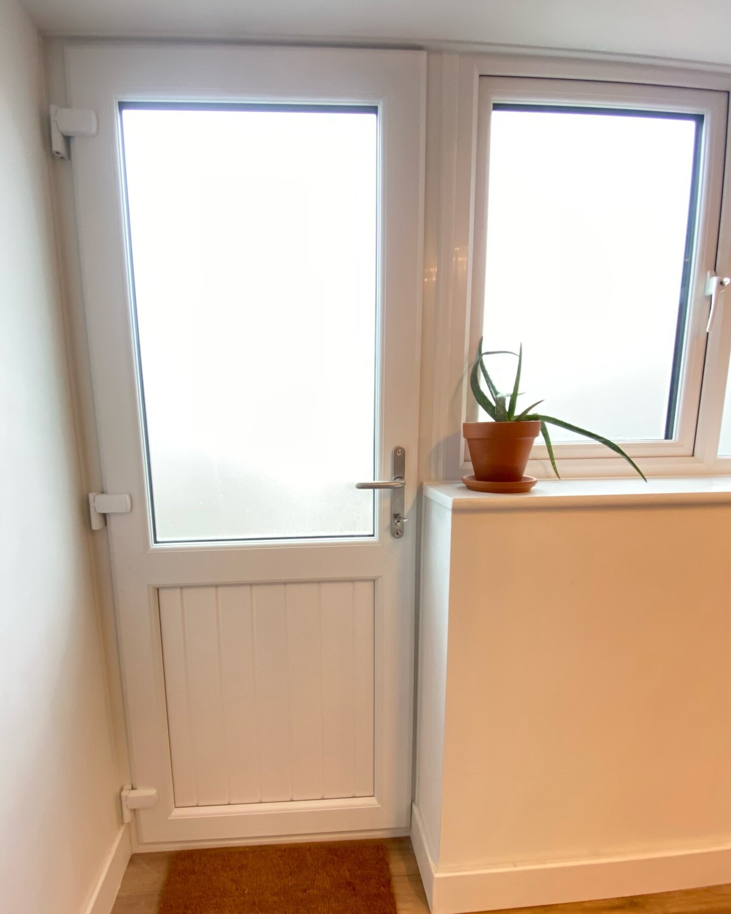 We do both the glazing essentials and bespoke projects #transforminghomes #whiteupvc #backdoor #UPVCNorwich #satinwindow #norwichwindowcompany #smallbusiness Come see #upvc #timber #timberalternative and #aluminium products in our cosy little showroo