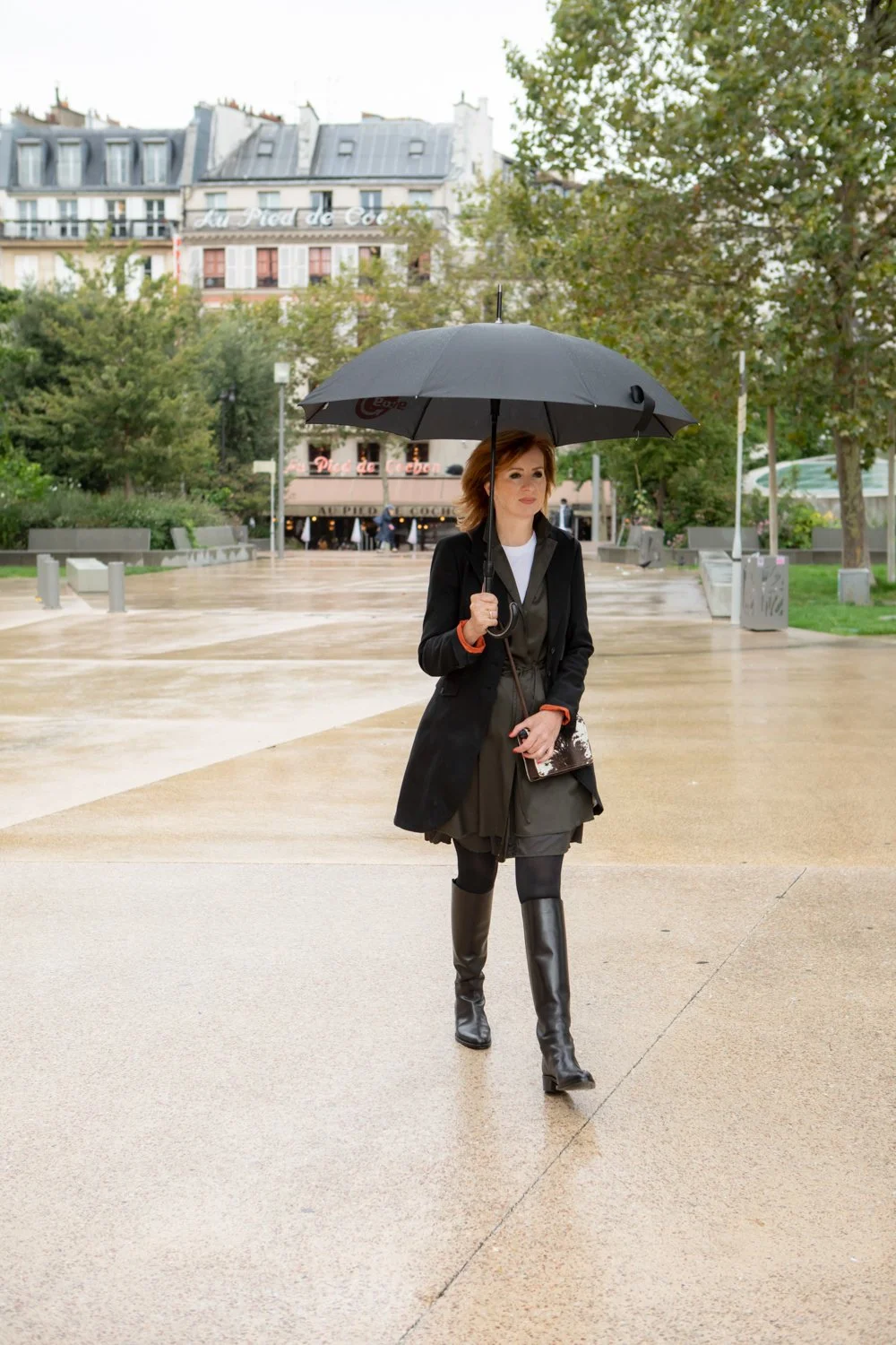 Regen in Parijs, Gigi Bowmer.jpg