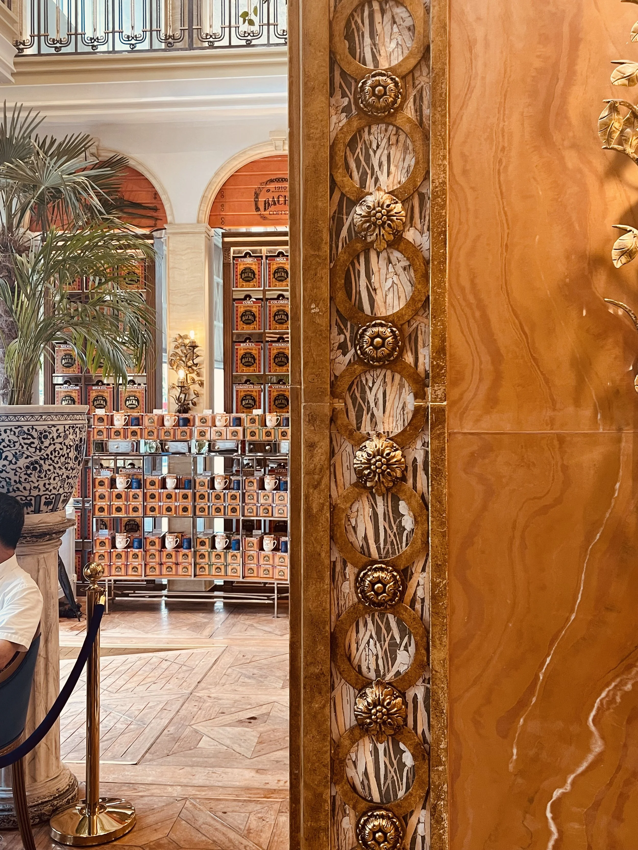 interieur Bacha Coffee Paris.jpeg