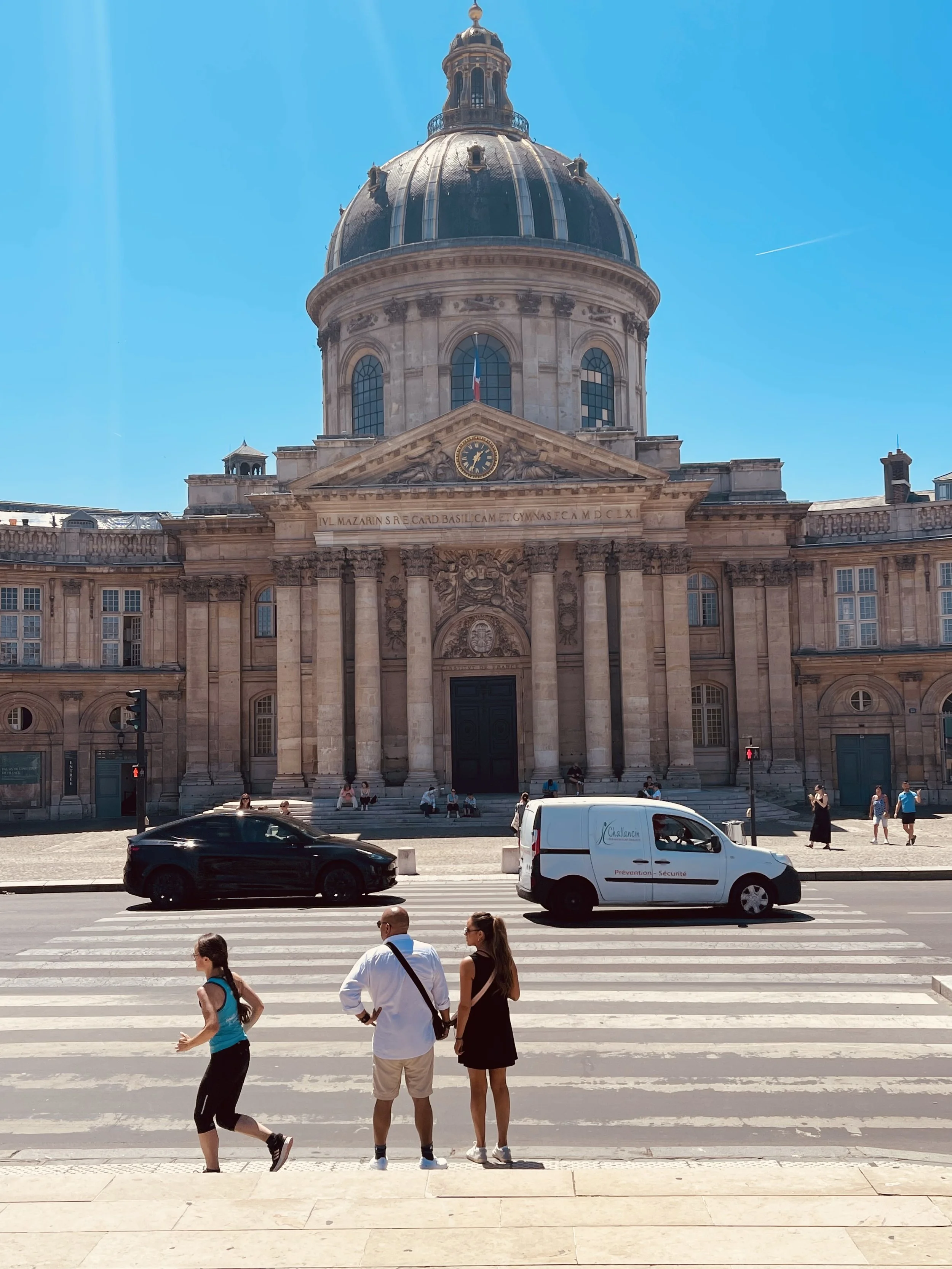 Institut Français Paris.jpeg