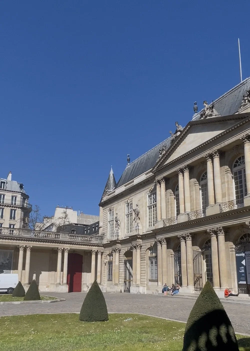 Tuin Archives Nationales Parijs
