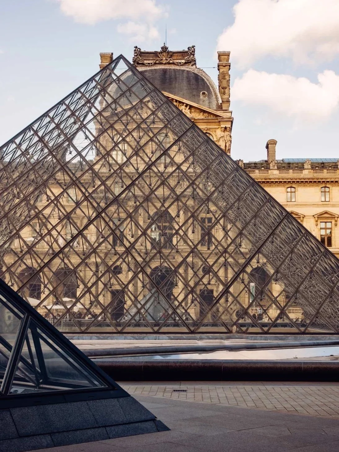Pyramide Louvre