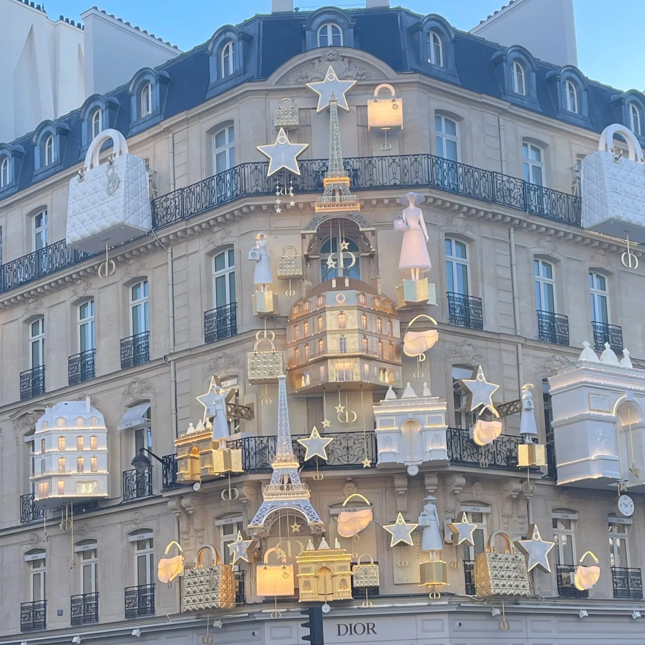 Avenue Montaigne Dior Boutique