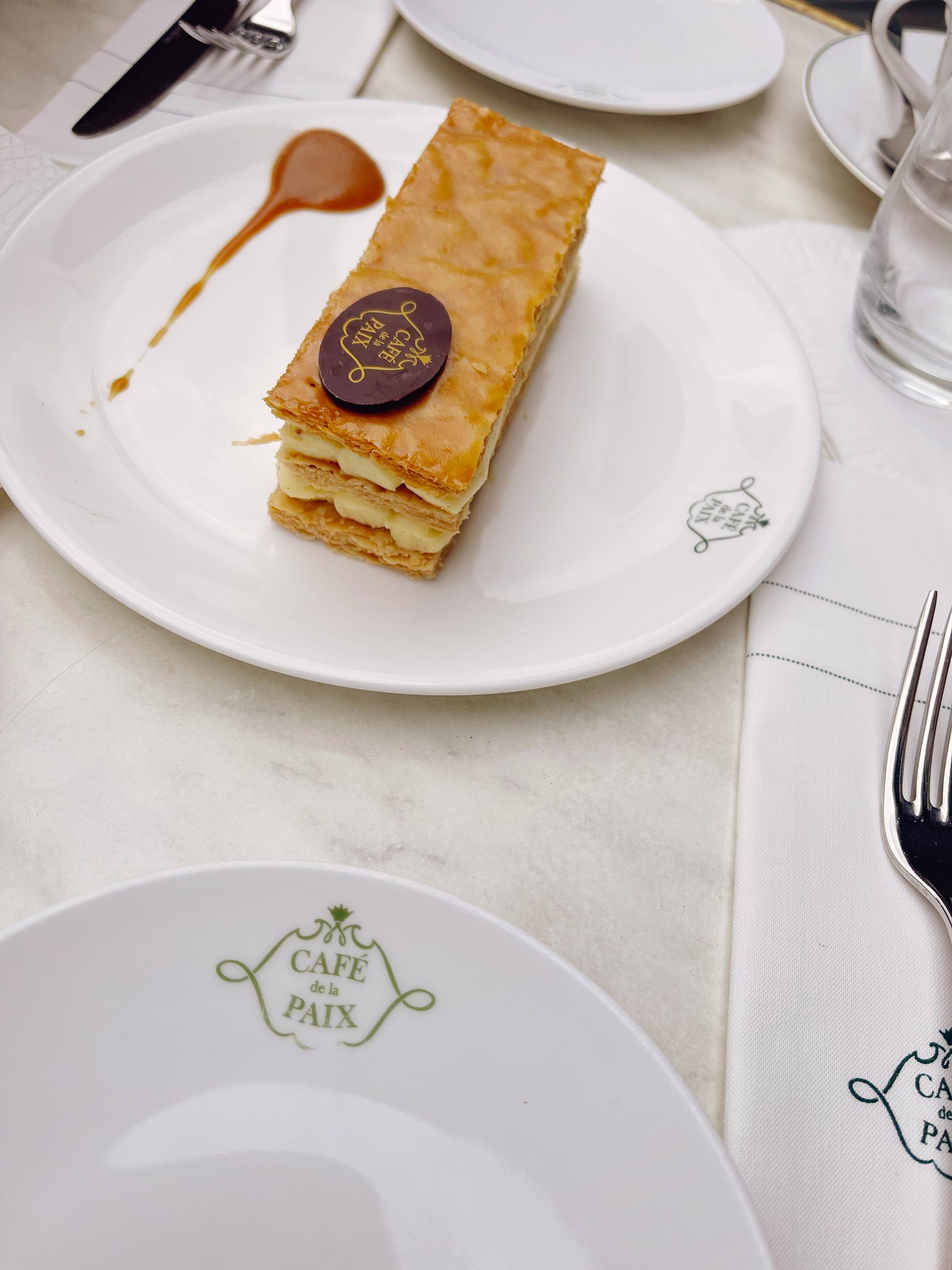 Pattiserie cafe de la Paix vlakbij de Opera