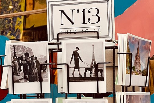 nr 13 postcards from Paris