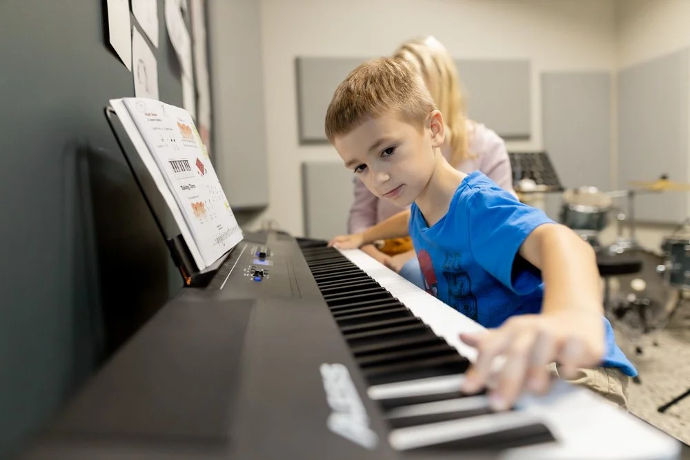 5 Benefits of Learning Music & Art