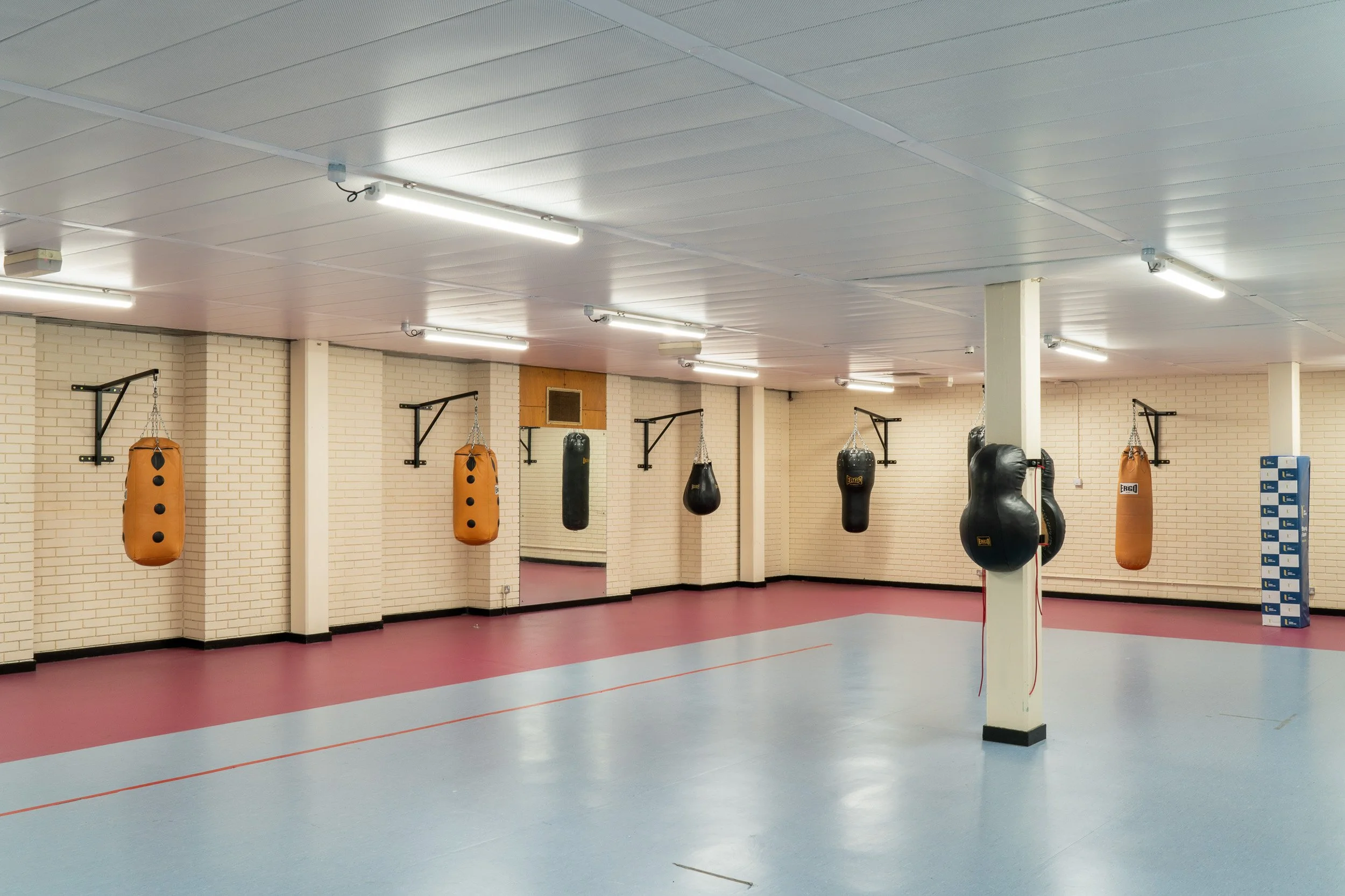 UUJ Sports Centre_15.jpg