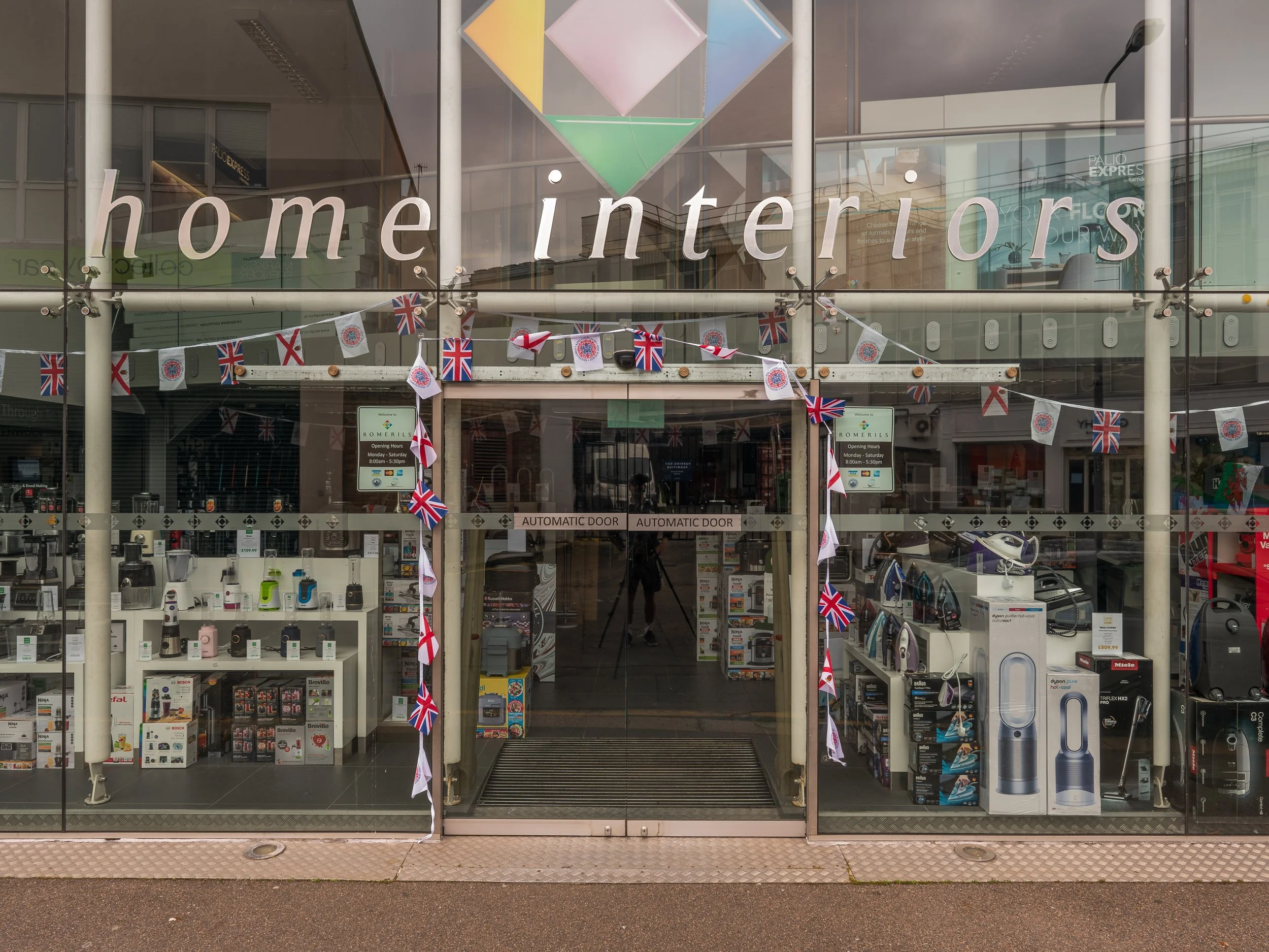 Shop Fronts_006.jpg