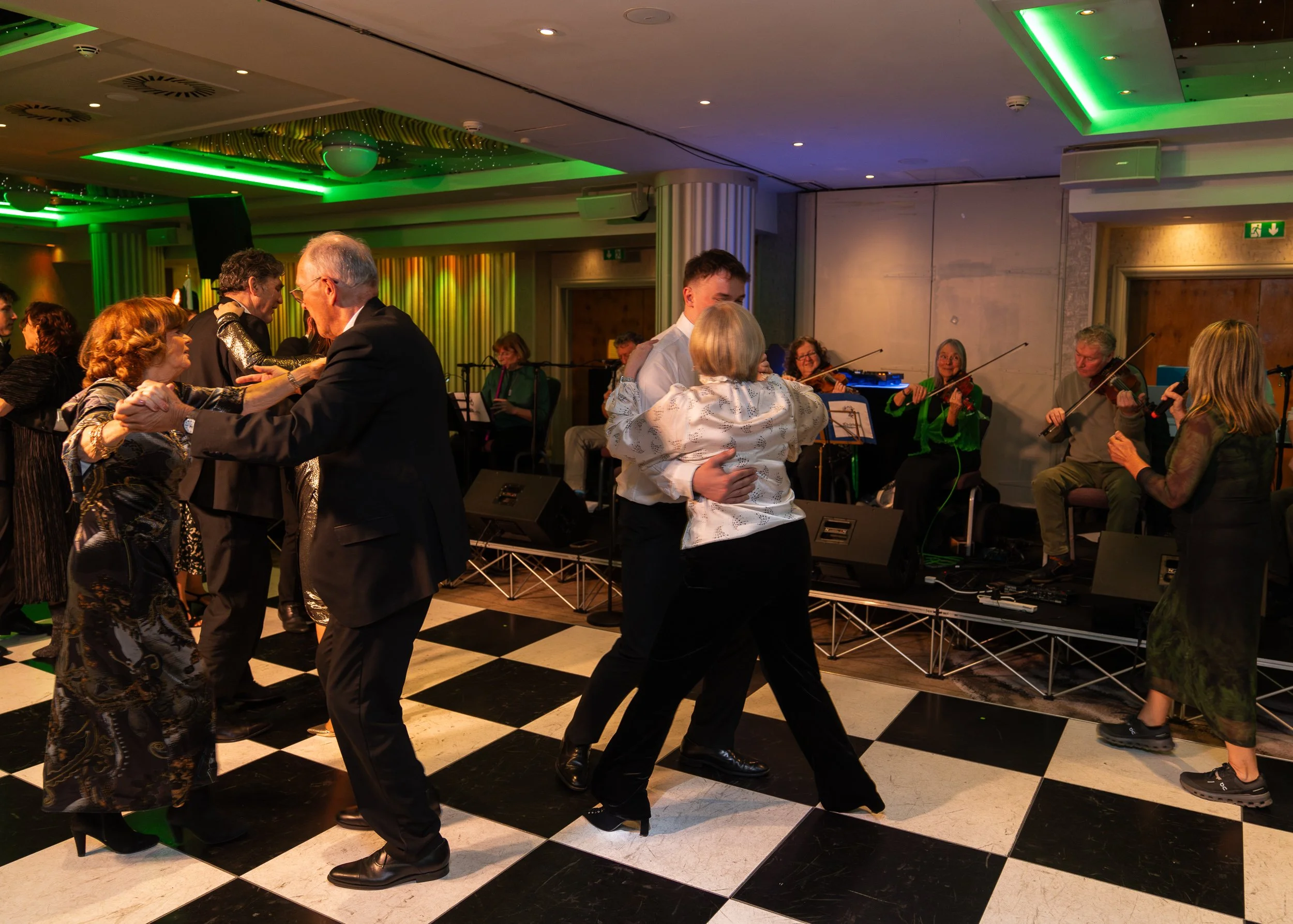 St Patrick's Ball_010.jpg