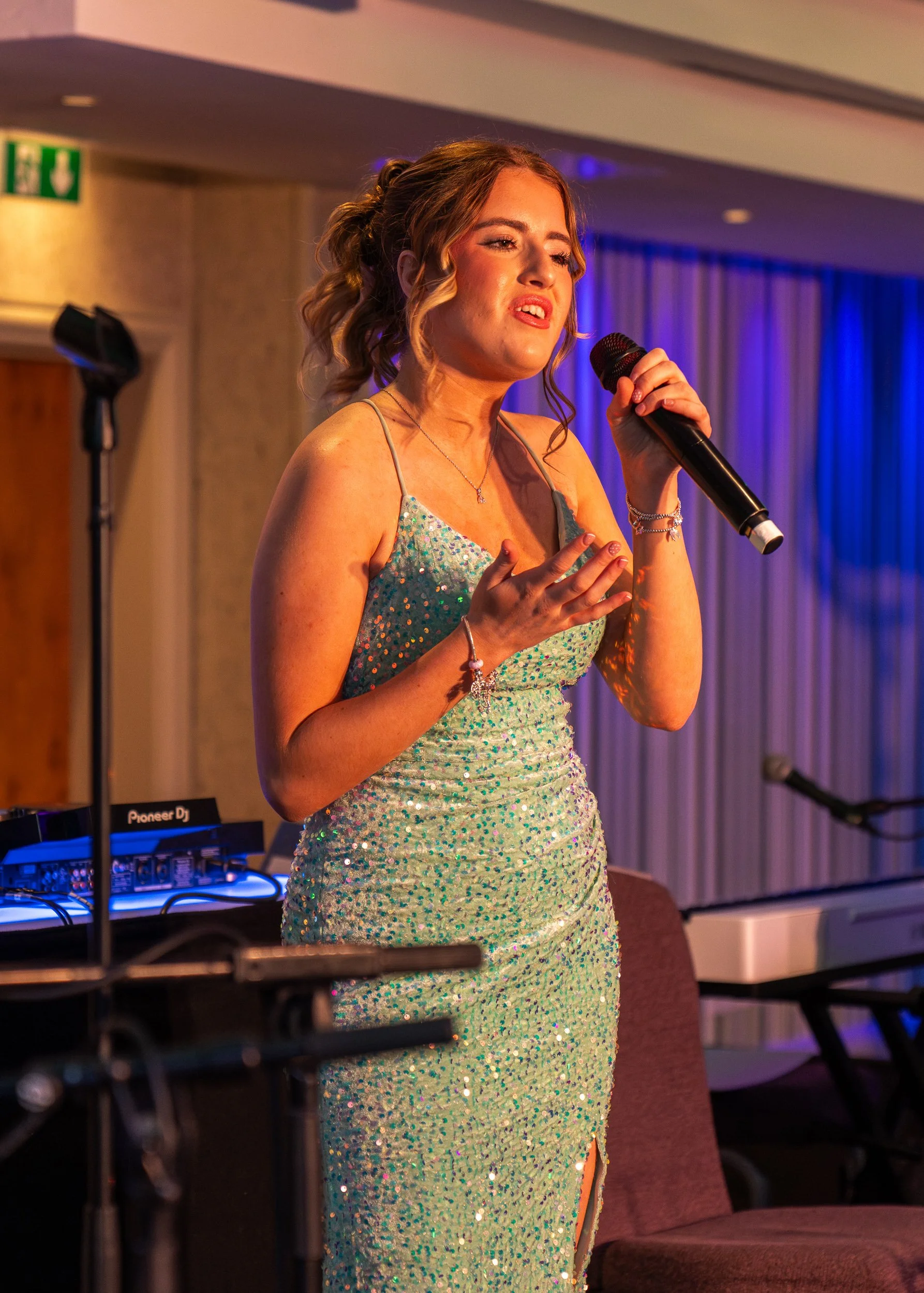 St Patrick's Ball_008.jpg