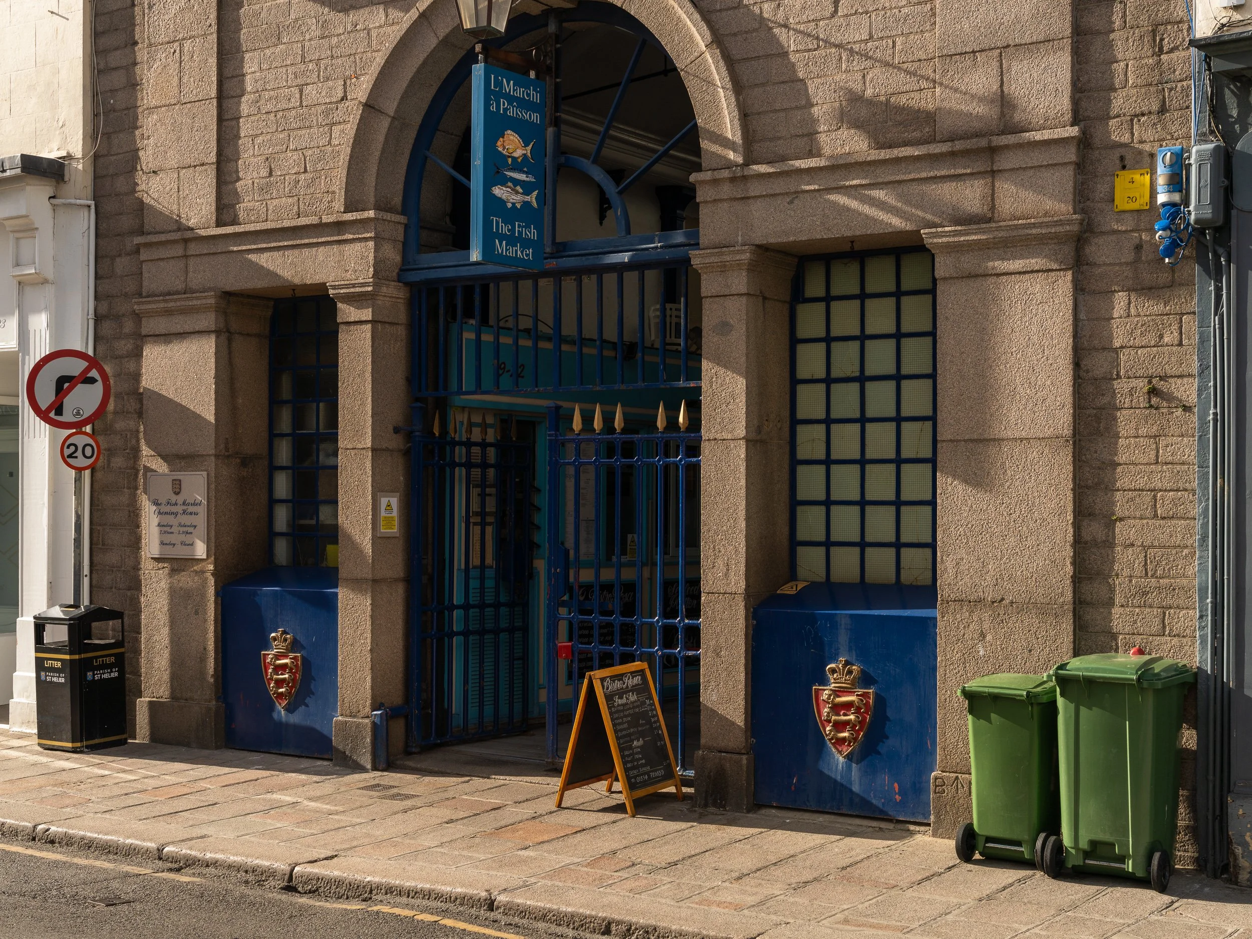 Exterior_005.jpg