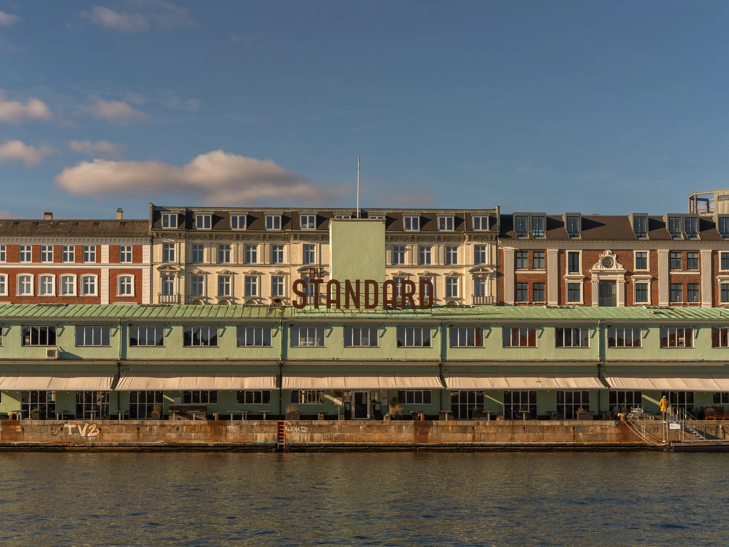 Exterior_024.jpg