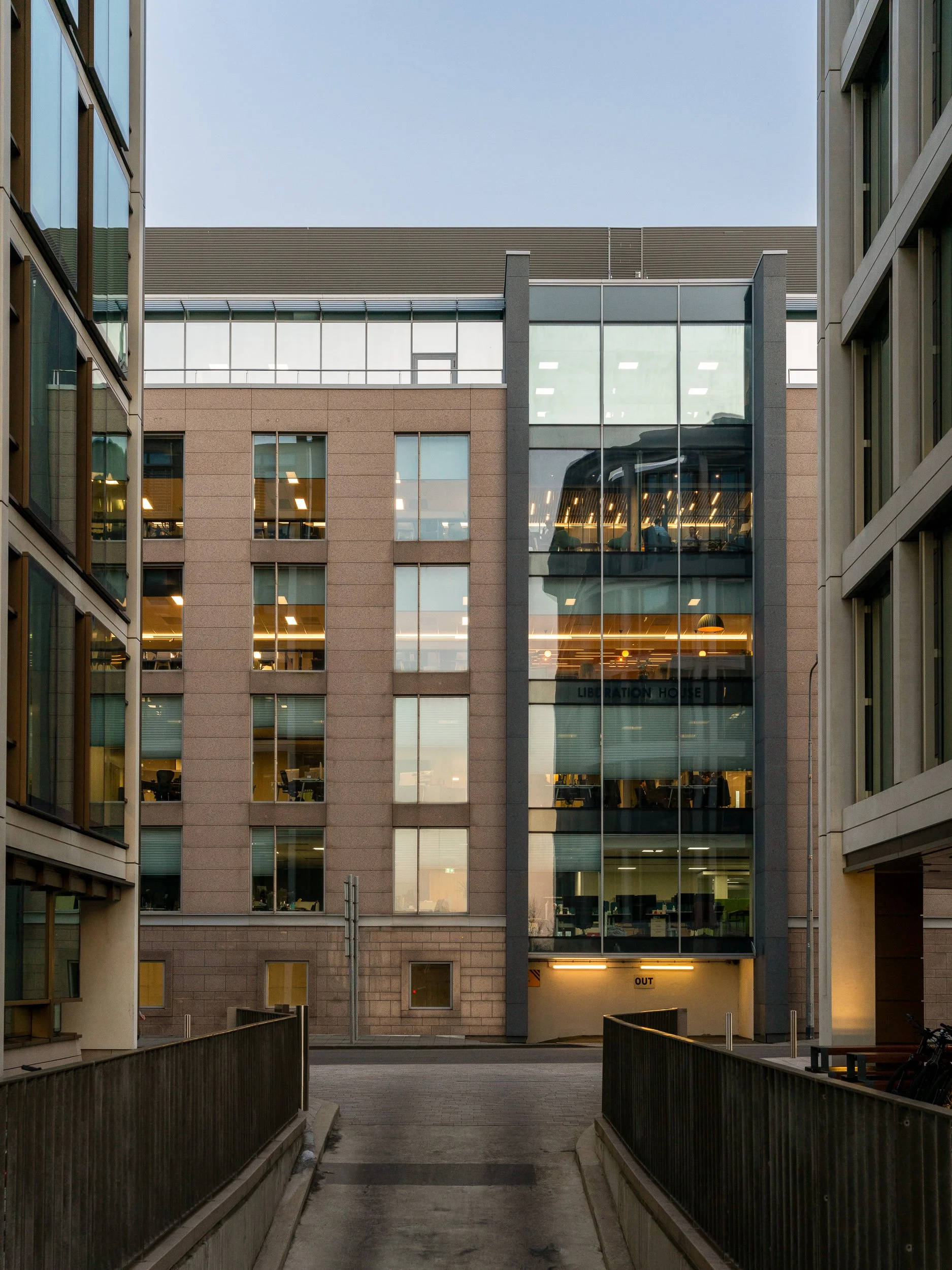 Exterior_002.jpg