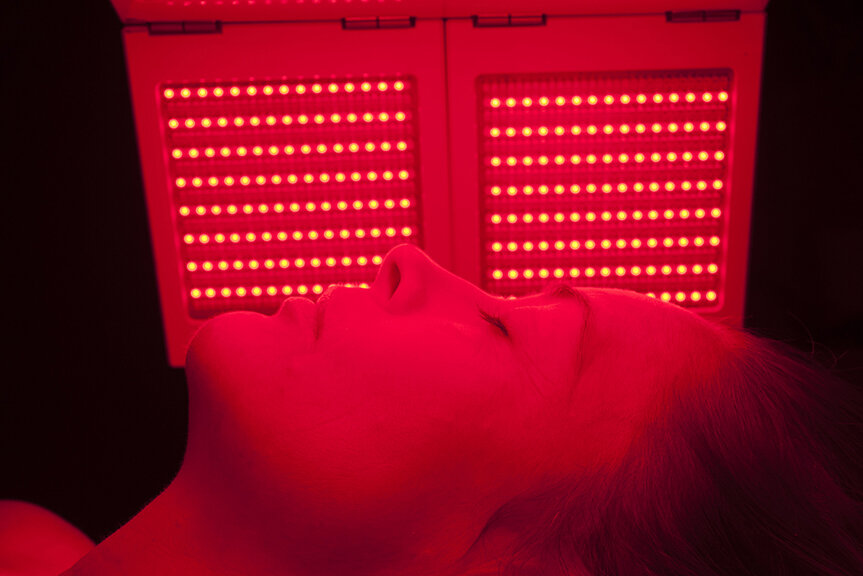 led-anti-aging-facial.jpg