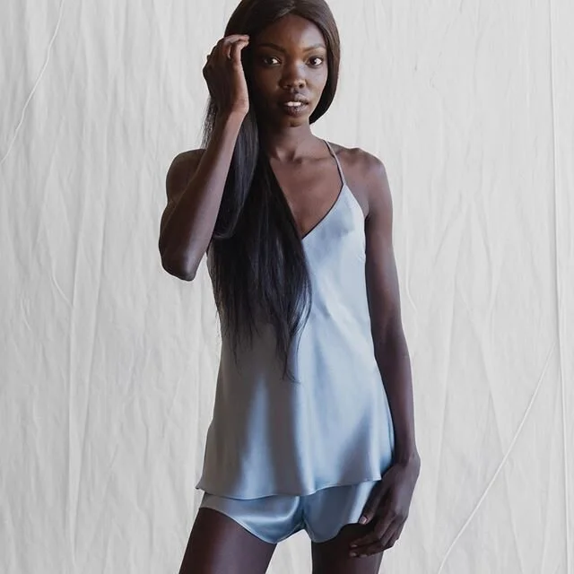 Dreamy blue silks to fall asleep in. Super cute. Super Comfy. ⠀⠀⠀⠀⠀⠀⠀⠀⠀
⠀⠀⠀⠀⠀⠀⠀⠀⠀
#calm #blue #dreamy #silksleepwear #upgradeyourpjs
