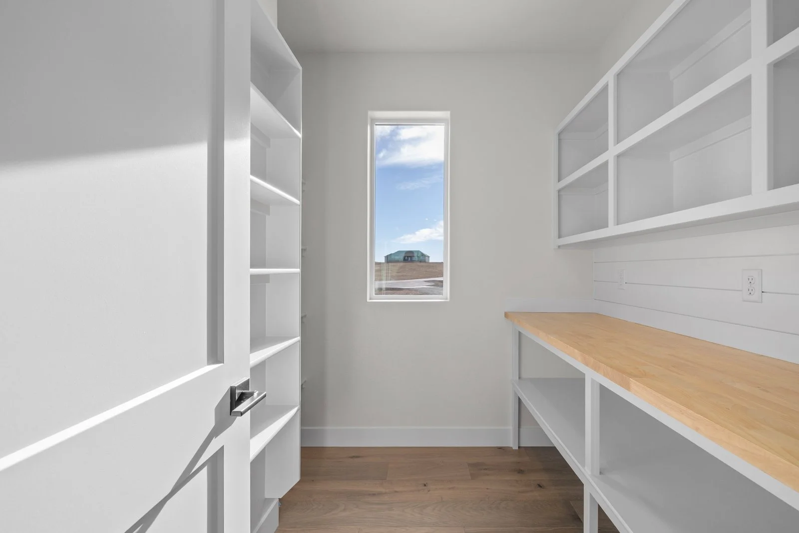 11808 3 dots ct-27.jpg