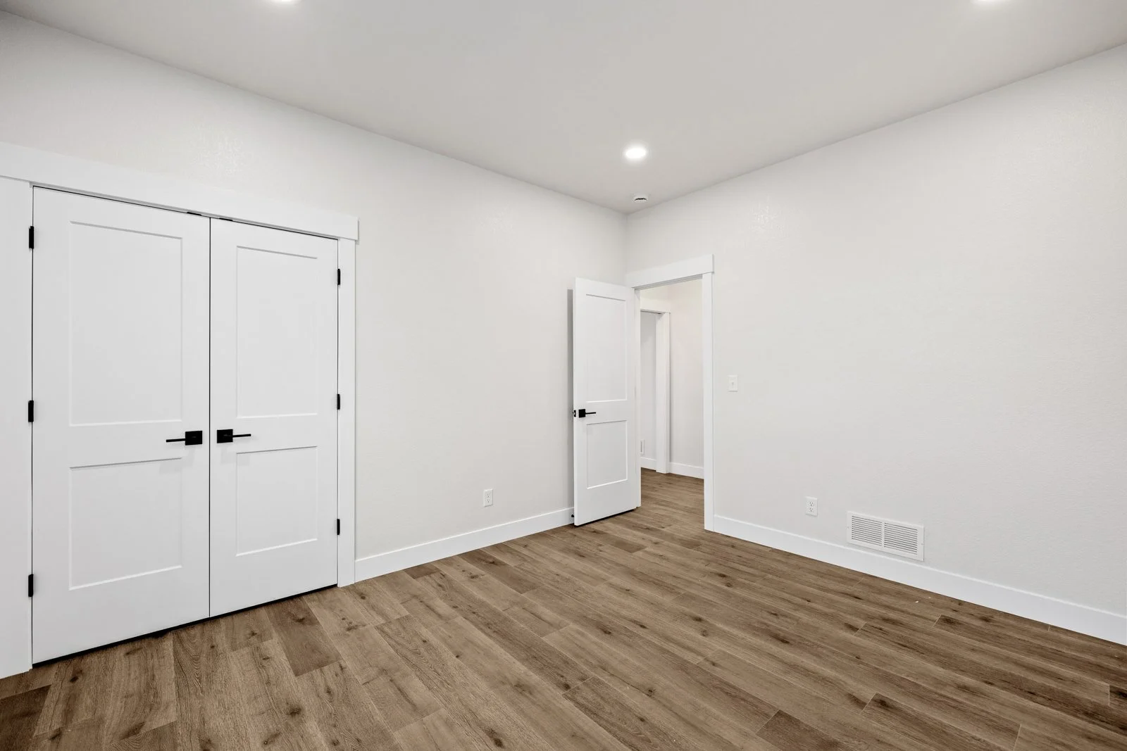 3110 Wineglass-29.jpg