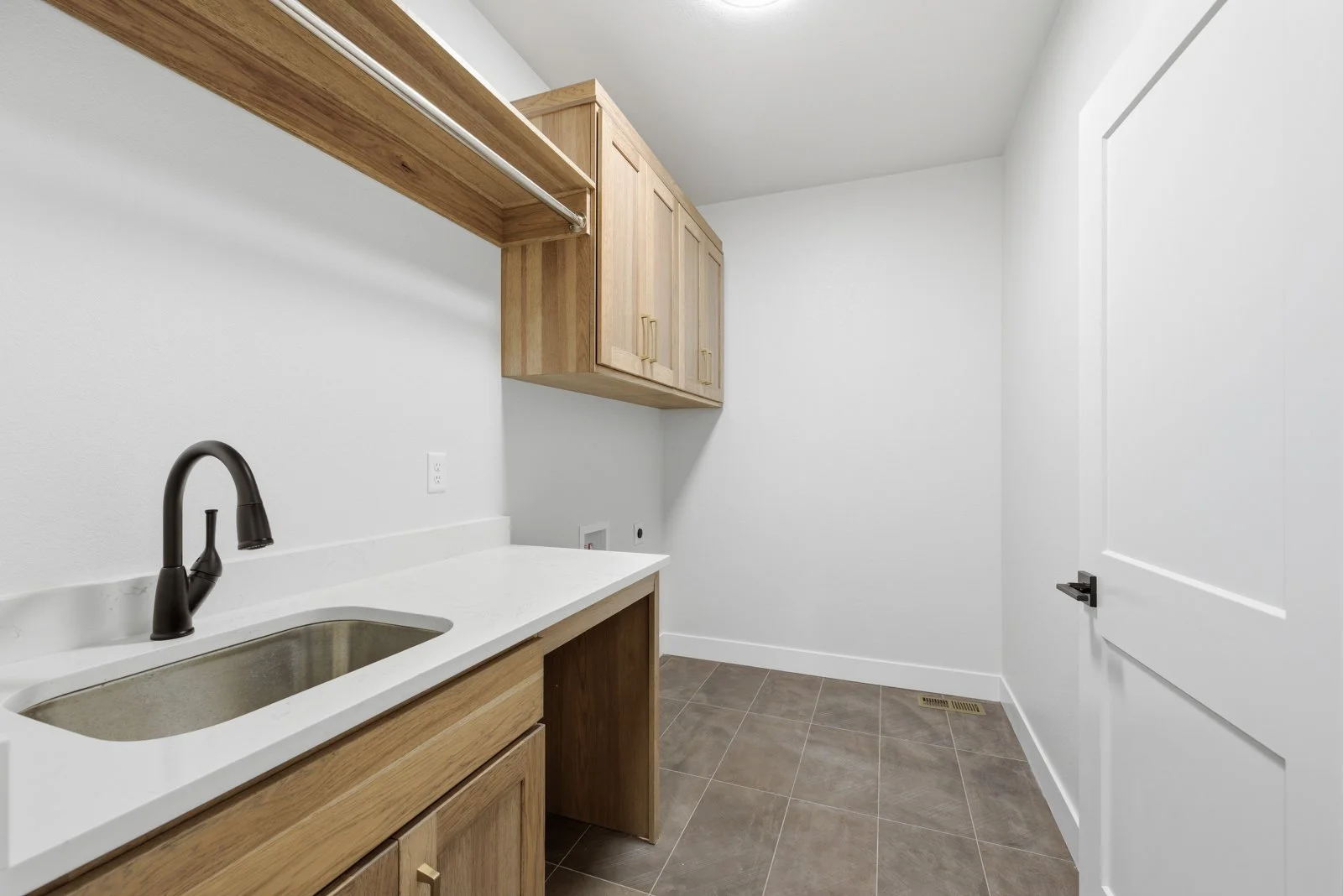 11801 3 dots-55 adj.jpg