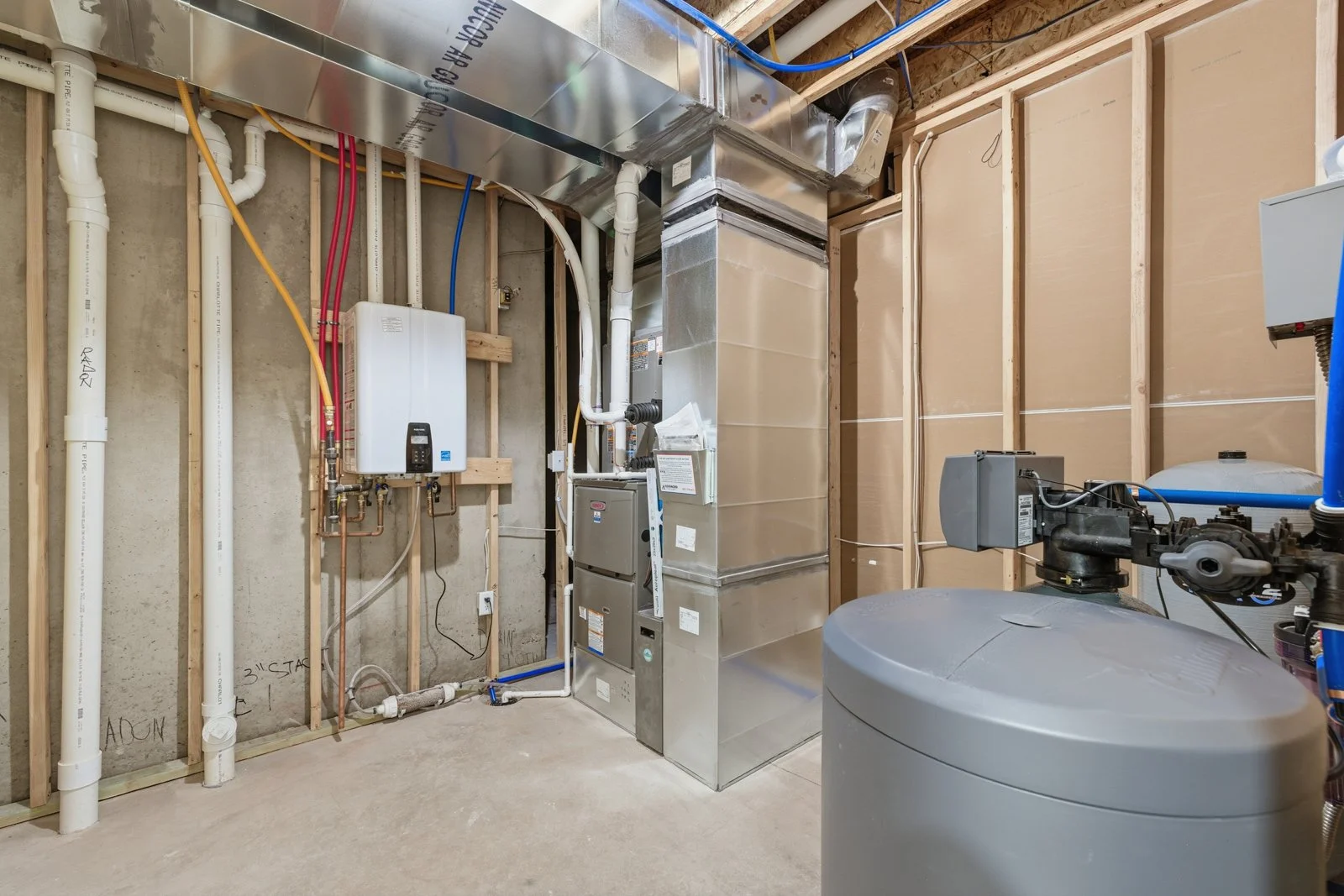 3110 Wineglass-c.jpg