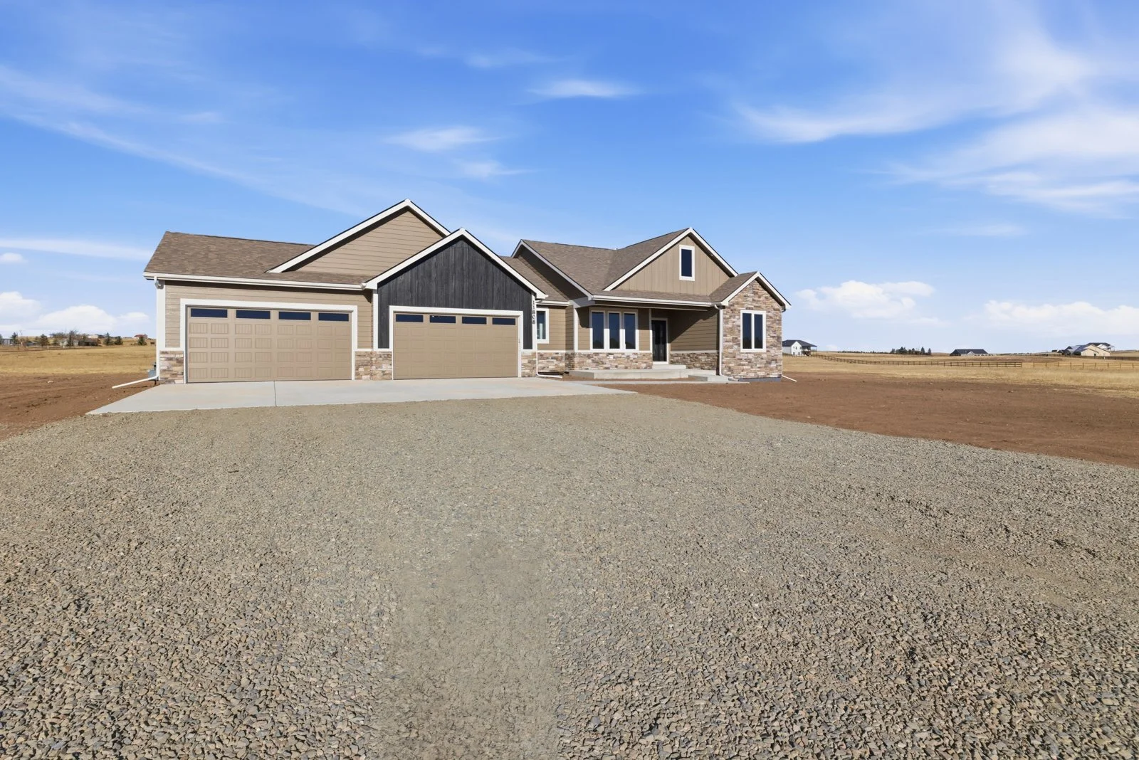 11808 3 dots ct-4.jpg