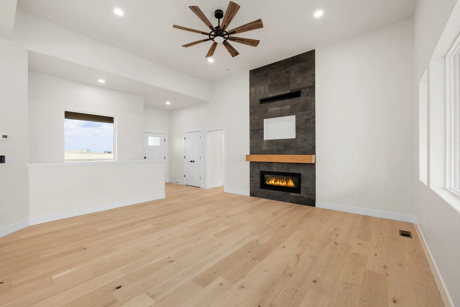 1205 Wineglass-5.jpg