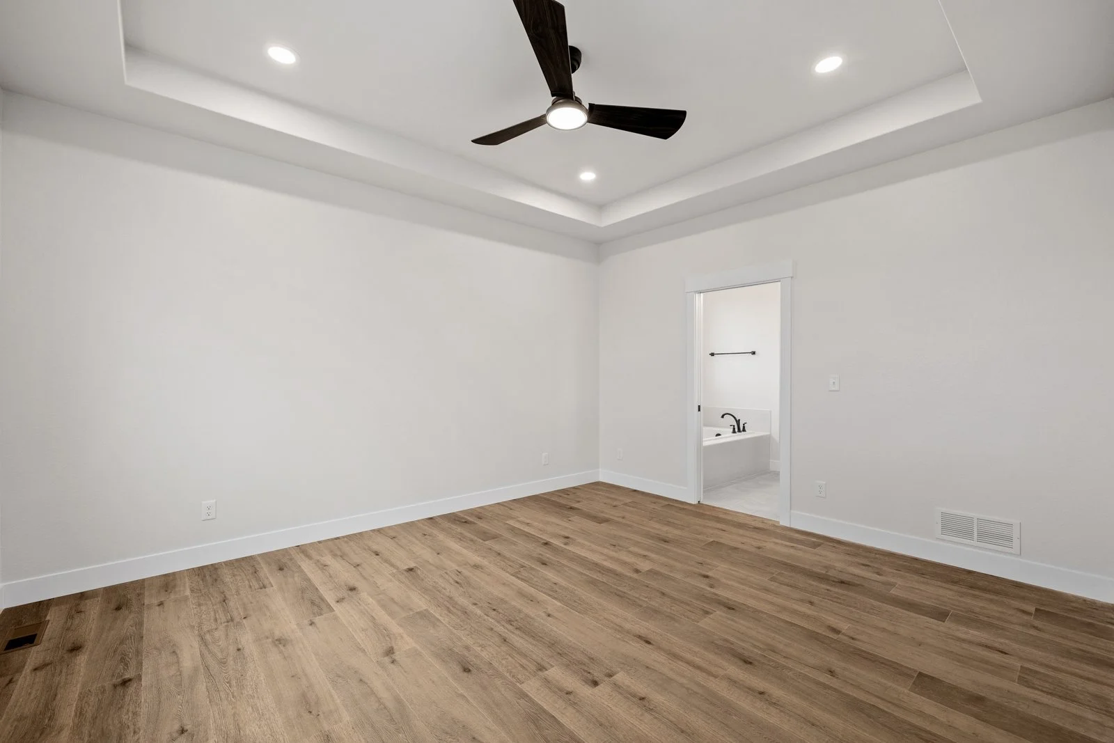 3110 Wineglass-15.jpg