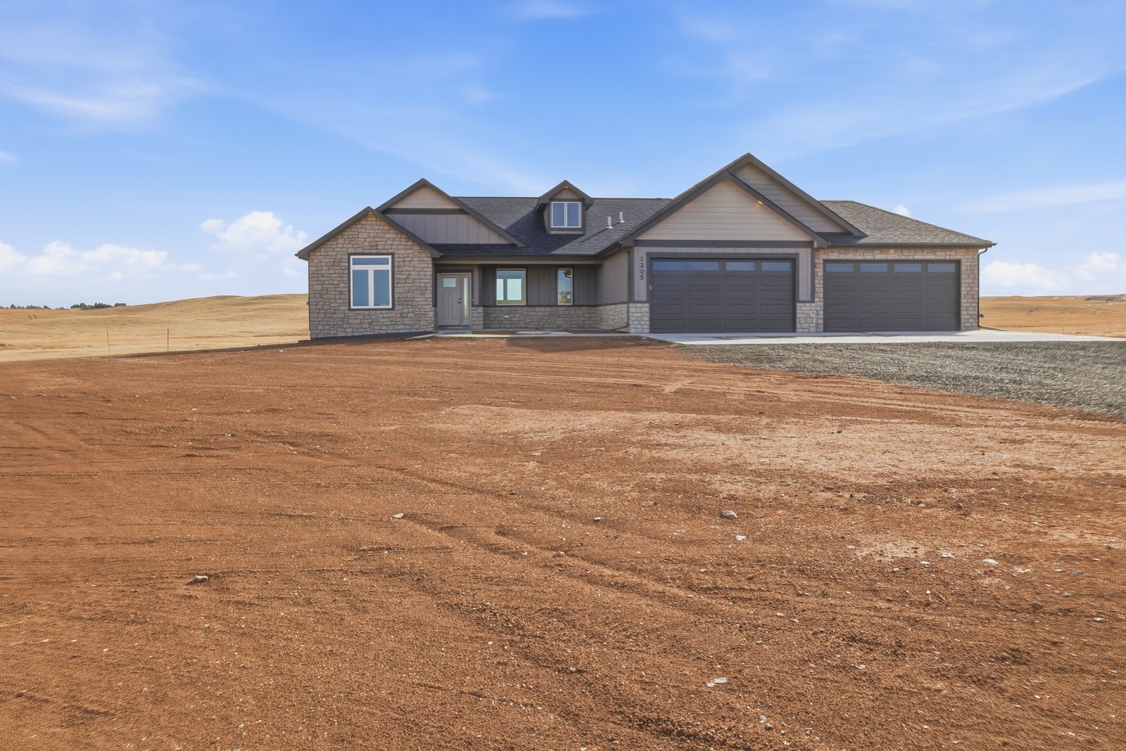 1205 Wineglass Rd (The Riverside)