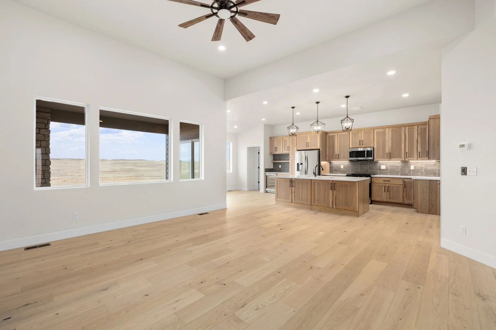 1205 Wineglass-3.jpg